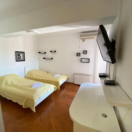 Apartamento Porta Ruzveltova Escópia