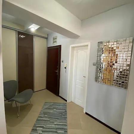 Porta Ruzveltova Apartamento Escópia